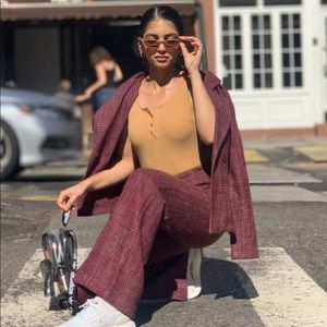 Meet your Posher, Hanifa